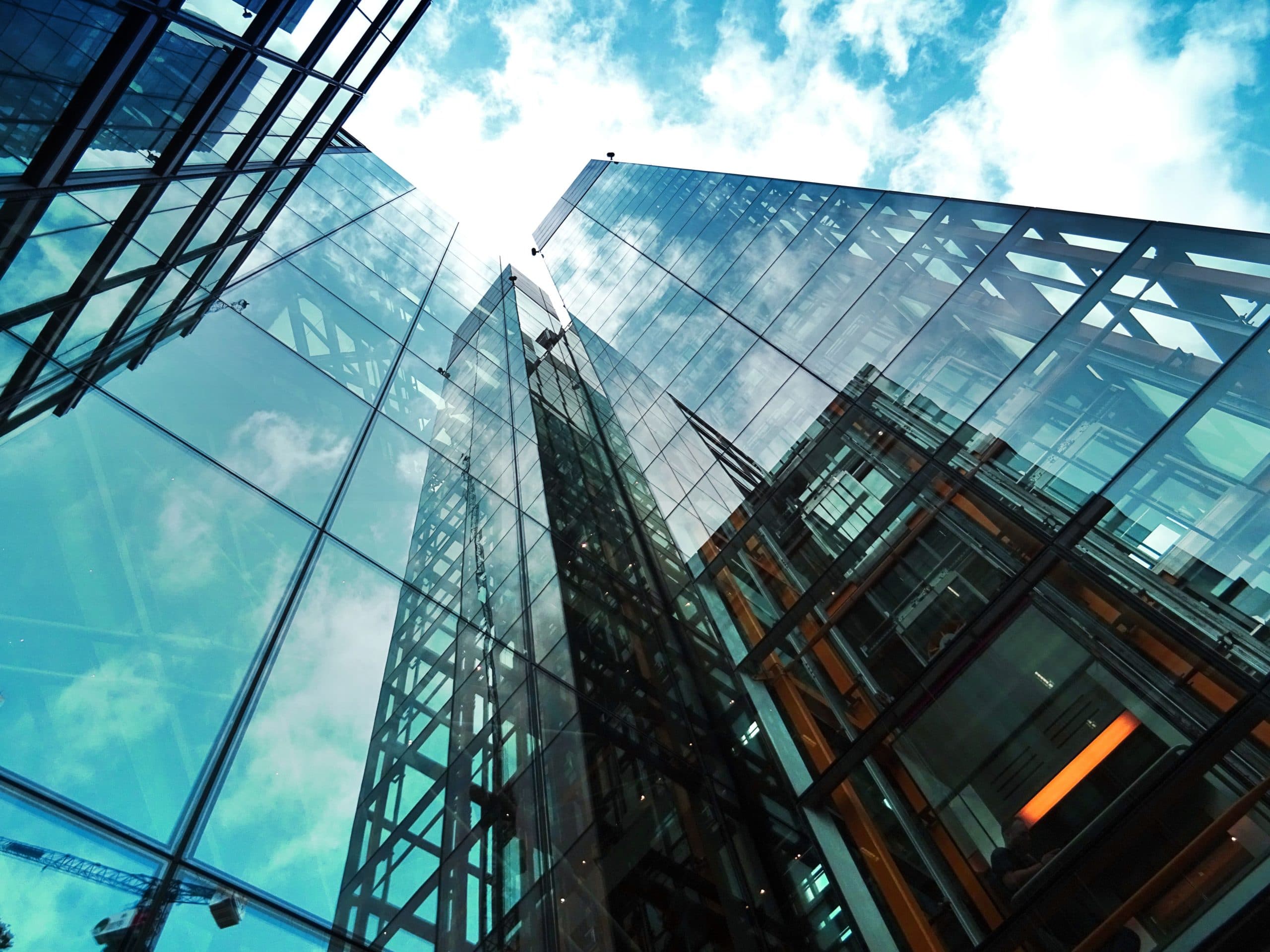 Tours de bureaux vitrées